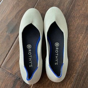 Roth’s flats NWOB classic grey size 9